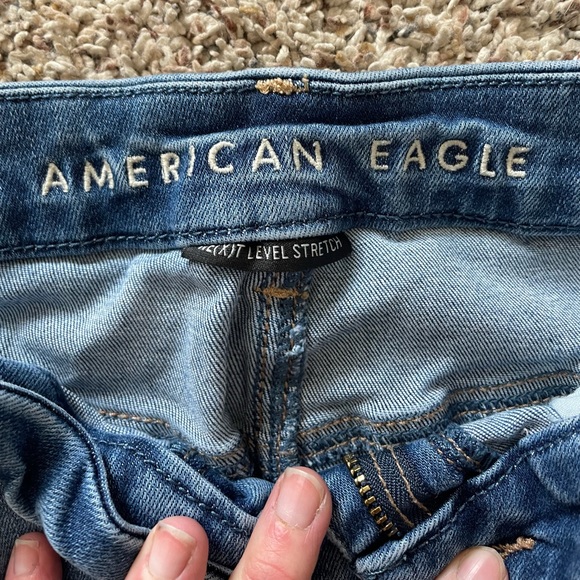 American Eagle Distressed Skinny Jeans - Picture 2 of 4